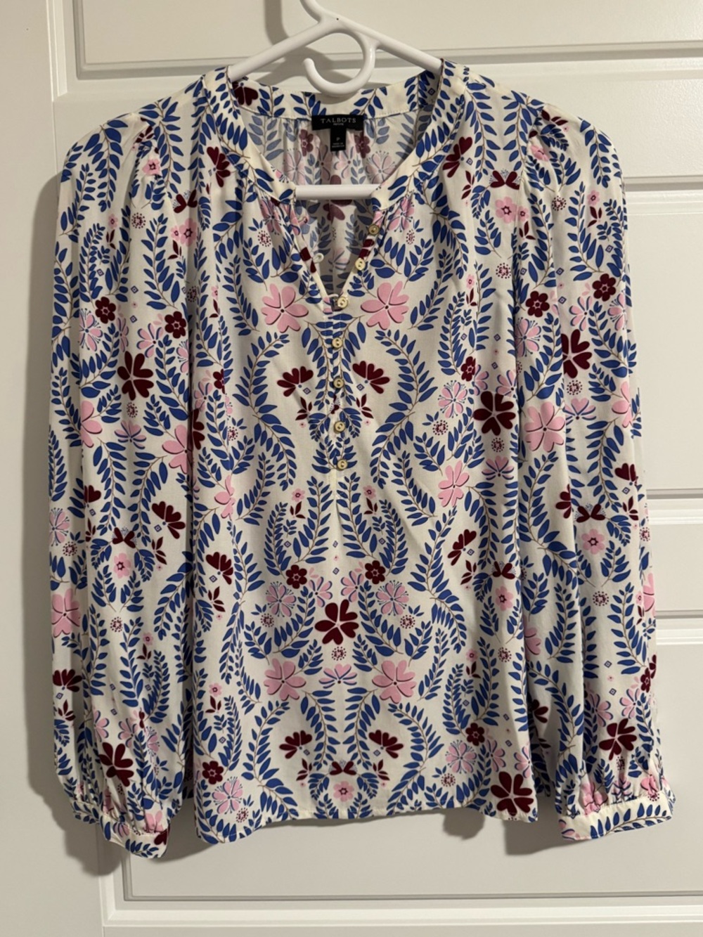 Talbots Petite Rayon Blend Flowered Long Sleeve Spring Blouse Top, Size Petite P